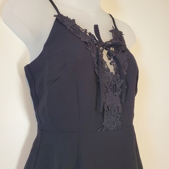 19 Cooper Nordstrom embroidered mini dress sz.sml - Picture 4 of 10